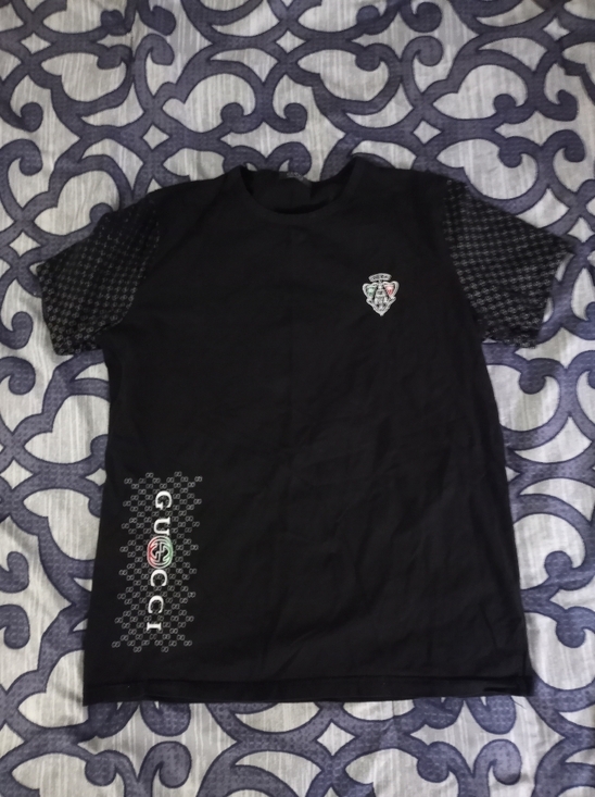 Gucci Other - GUCCI mens Tshirt